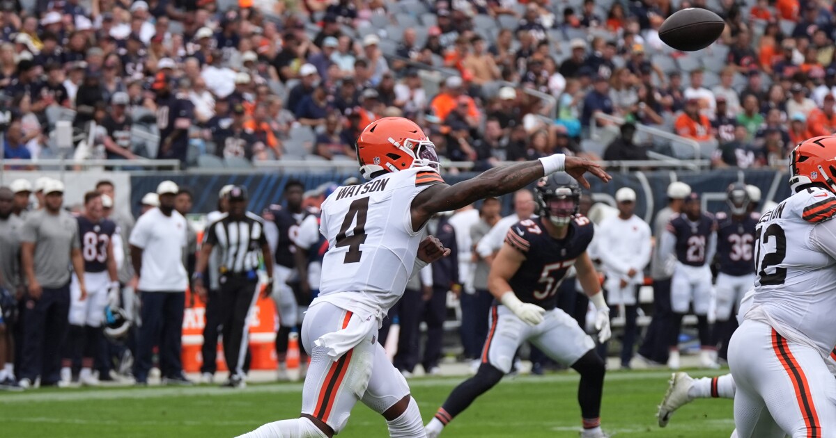 Browns' quarterback carousel gets another spin with Watson, Sanders
