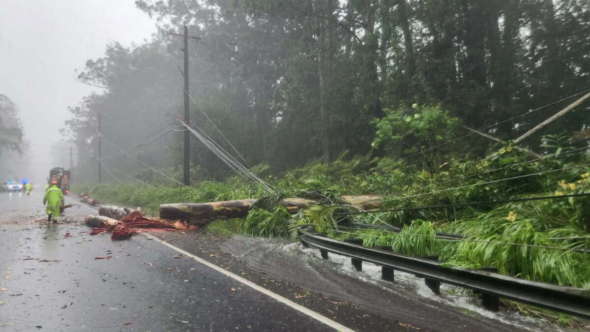 Hawaiʻi Island communities cut off by floods, road damage in wake of Lala