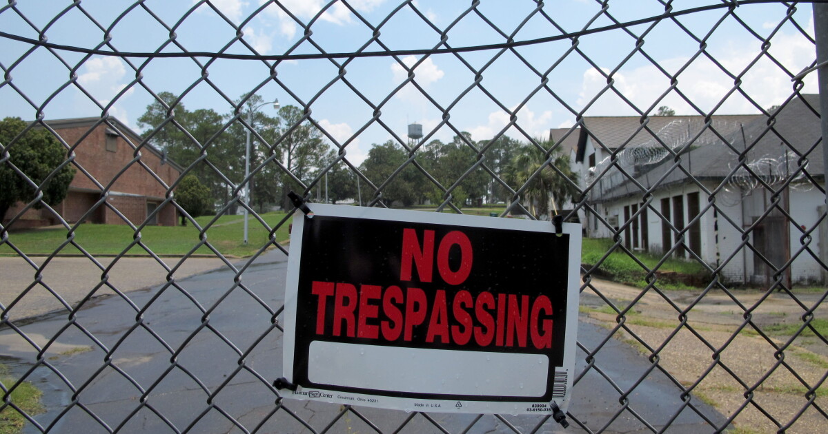 Florida senators back compensating Dozier School for Boys victims WUSF