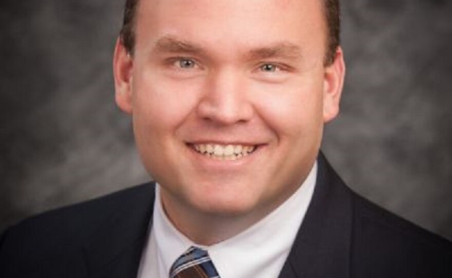 Charlie Moore Head