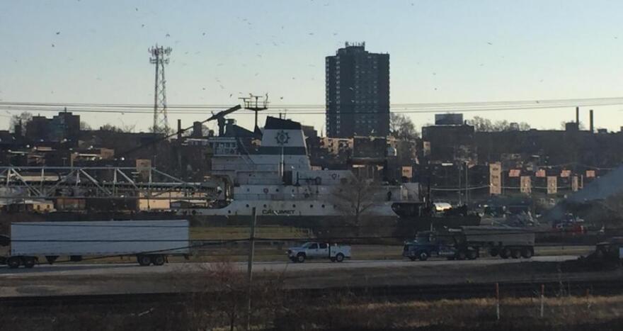 A ship travels the Cuyahoga River [Elizabeth Miller/ideastream]