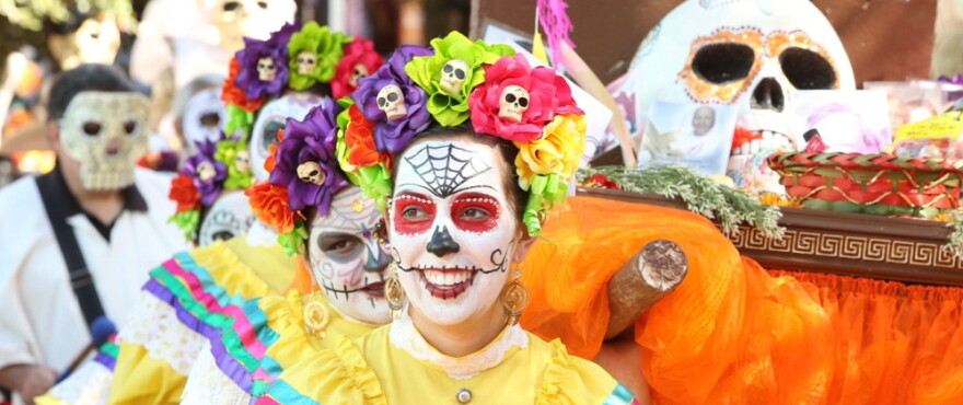 Day of the Dead procession