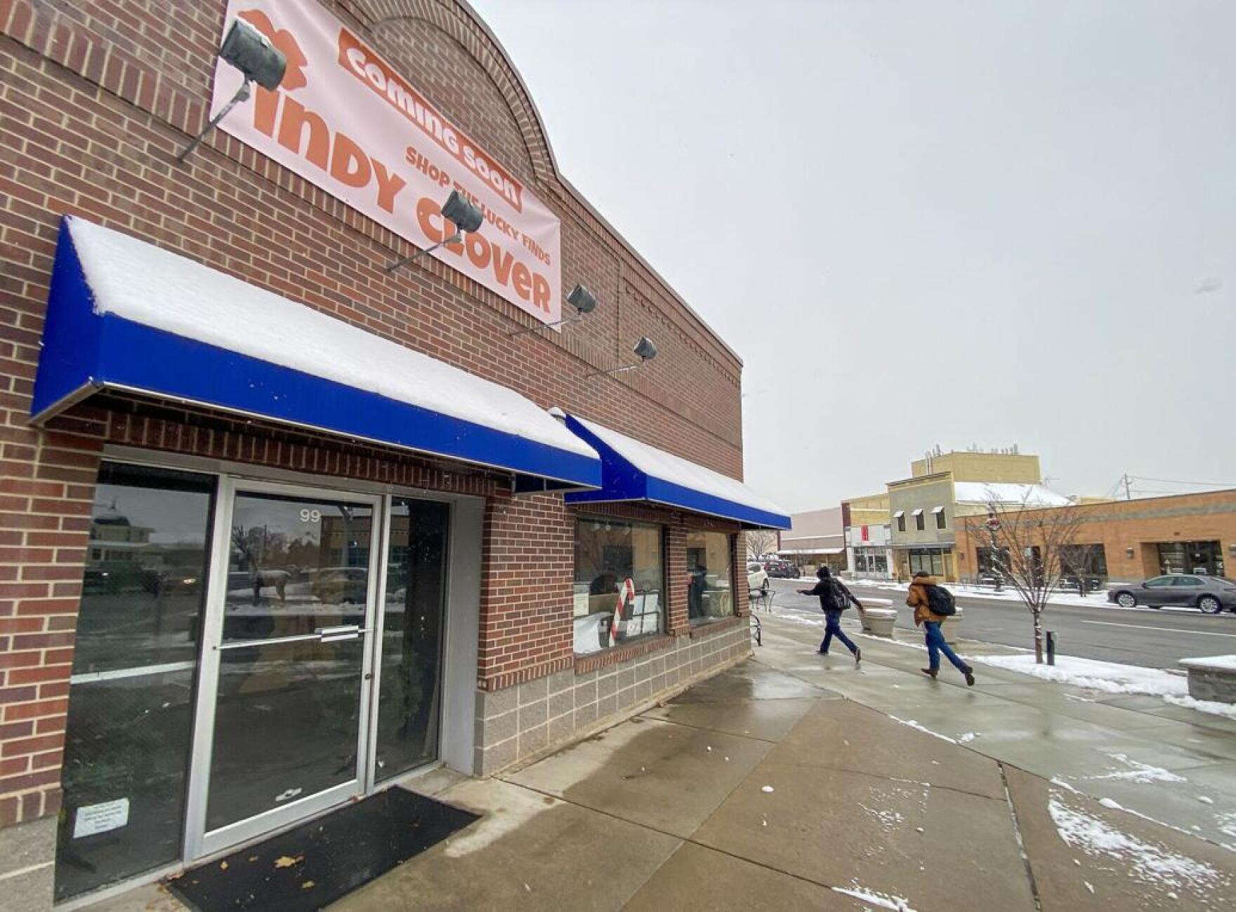 New consignment clothing store to open on Logan's Center Street Utah