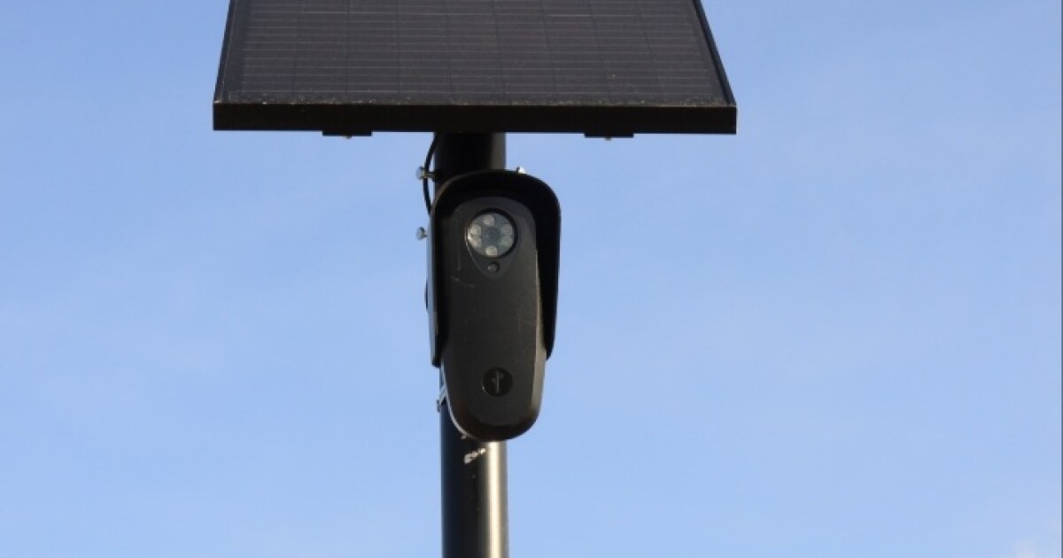 De-Flock petition to remove license plate readers from Auburn submits signatures to City Hall
