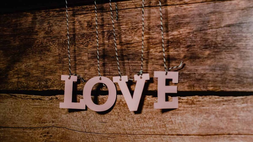 Photo by Kelly Sikkema on Unsplash.com