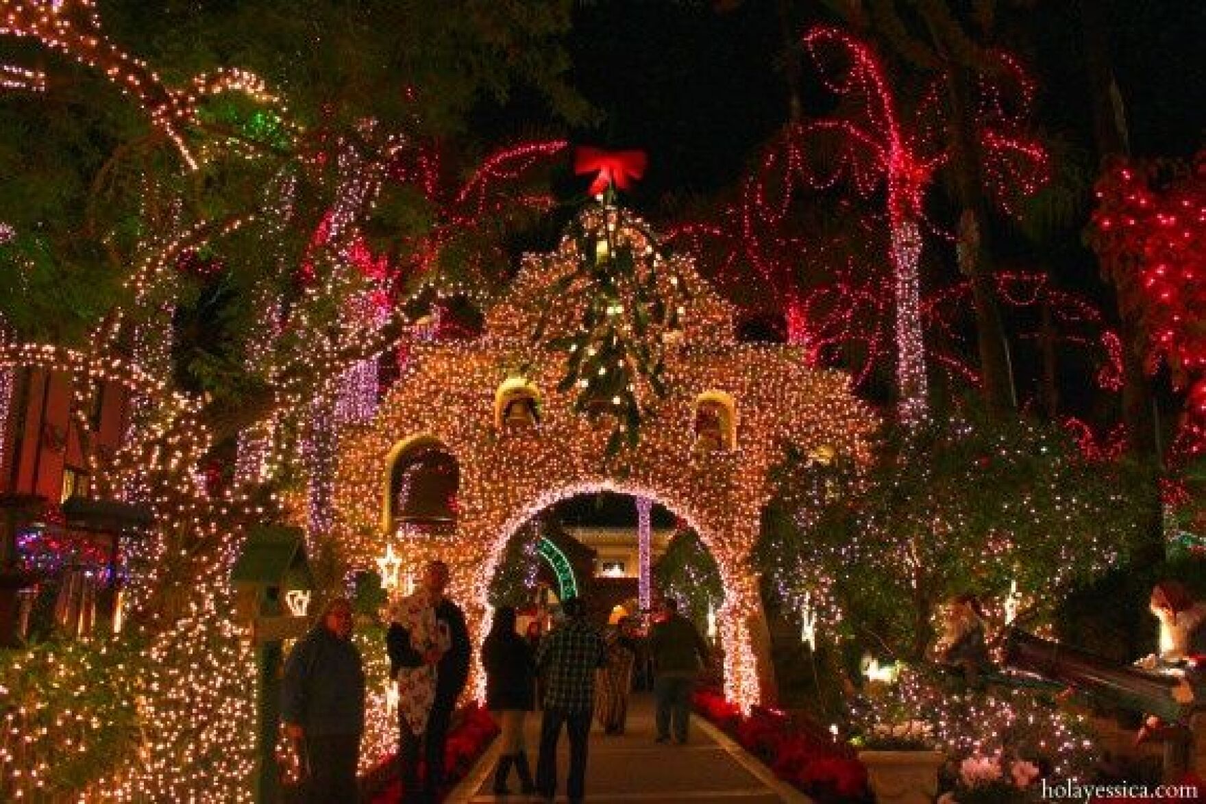 Mission Inn Festival Of Lights Begins Friday In Downtown Riverside