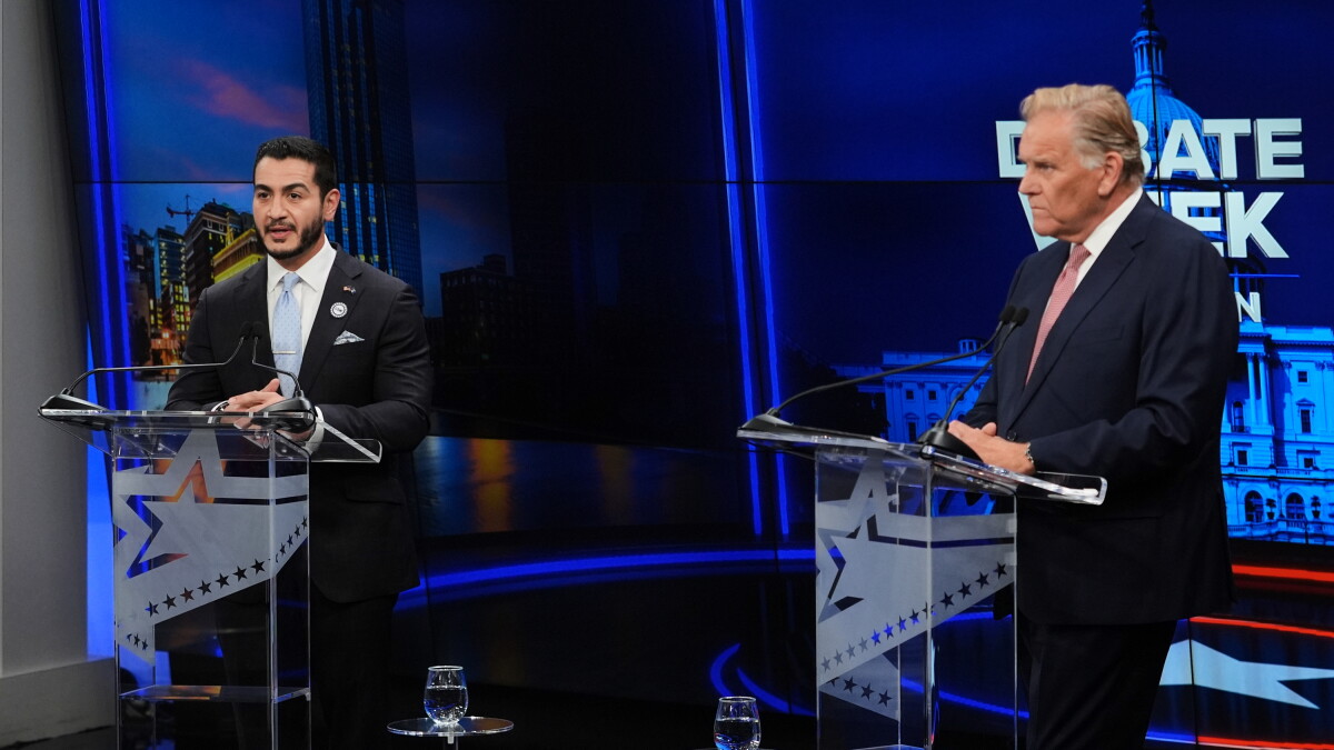 One last debate and two visits by presidents to come this week as Election Day looms closer