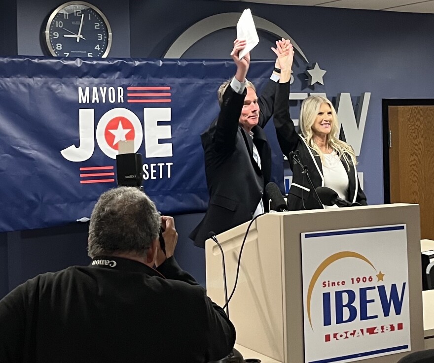Stephanie Hogsett stands by her husband after winning the primary race in May 2023. (Jill Sheridan/WFYI)