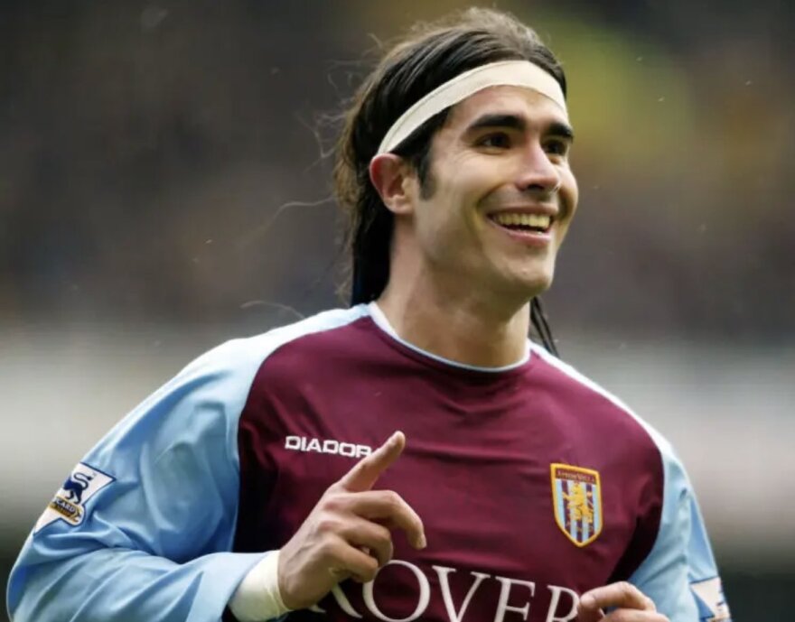 Juan Pablo Angel with headband