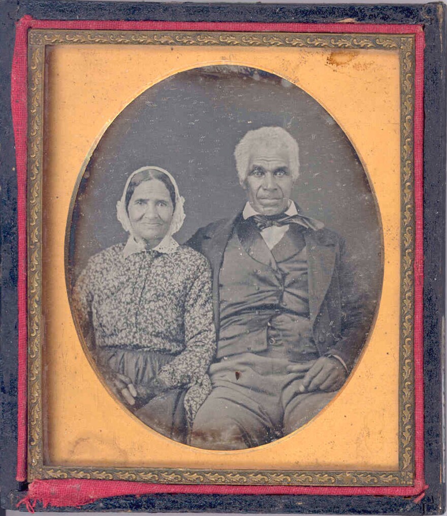 A photo from 1860 of a man and woman