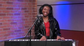 Springfield's own Parris joins The Fabulosu 413 for Live Music Friday.