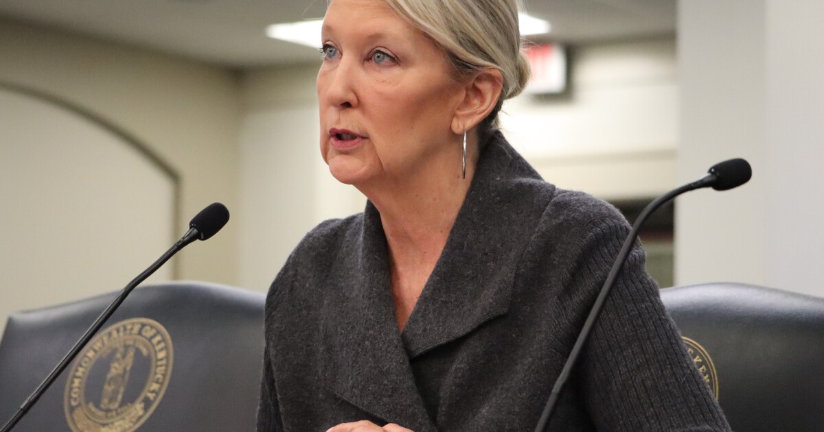 Kentucky public school leaders could get more training, limited raises under GOP bills