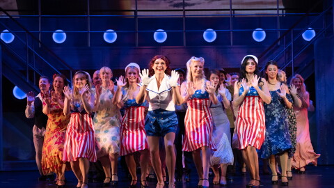 Kris Allemang Stahl (center) and ensemble with "Anything Goes" at the Kalamazoo Civic Theatre