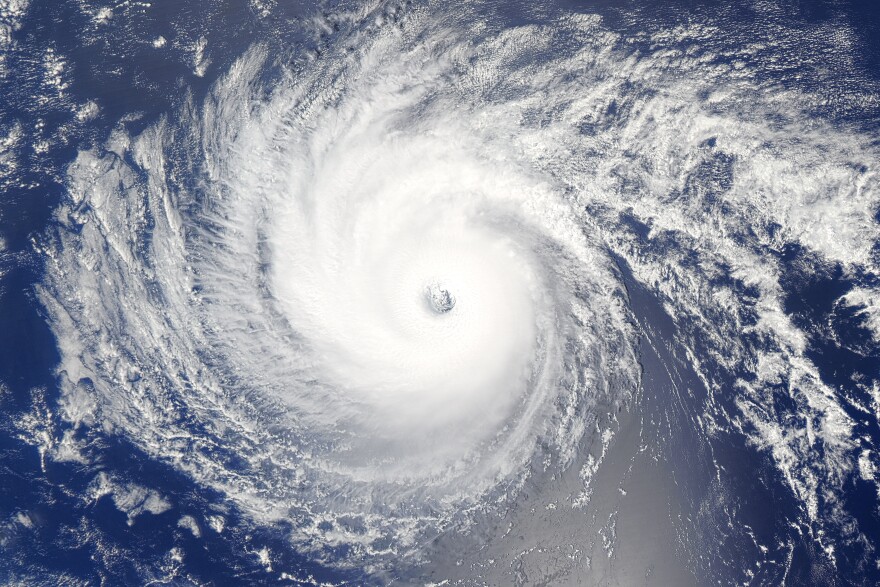 hurricane_lester_2016_0.jpg