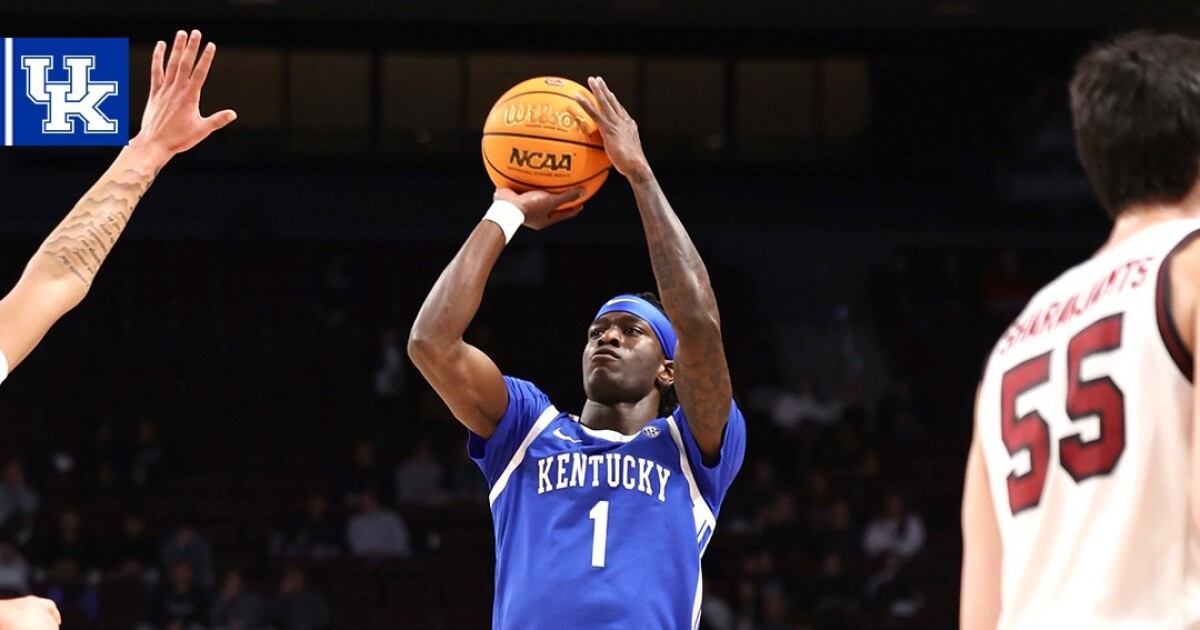 Late Run Leads Kentucky Past South Carolina 72-63