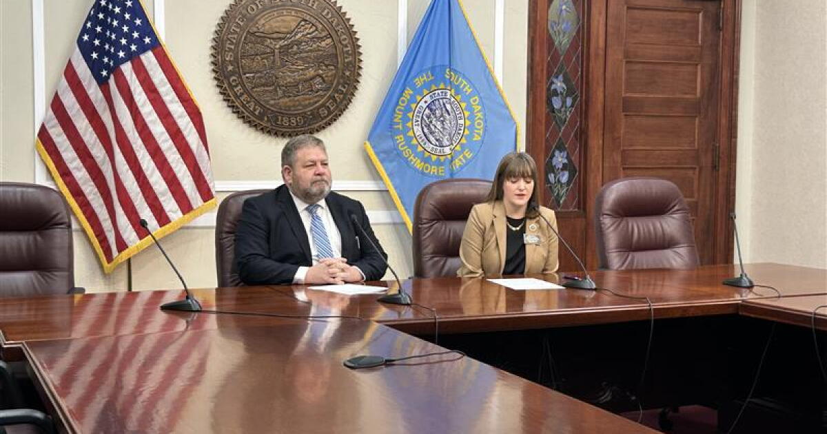 State Democratic lawmakers 'disappointed' over response to Alex Pretti's death
