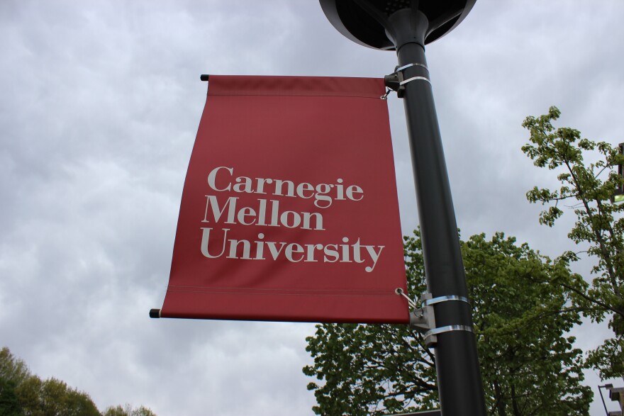 carnegie_mellon_university_sign_on_pole.jpg