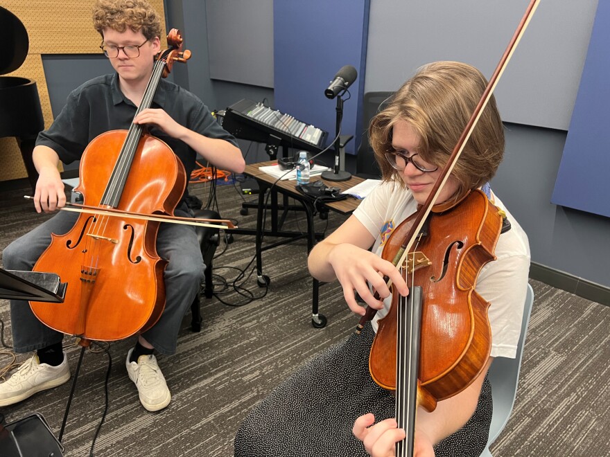 Peter O'Malley, cello, and Jenny Gaffney, viola.