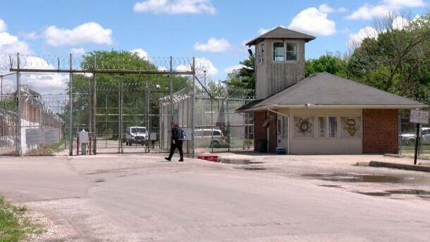Logan Correctional Center in Lincoln will not be rebuilt under the state’s prison rebuild plan. Instead, two prisons will be built in Crest Hill.