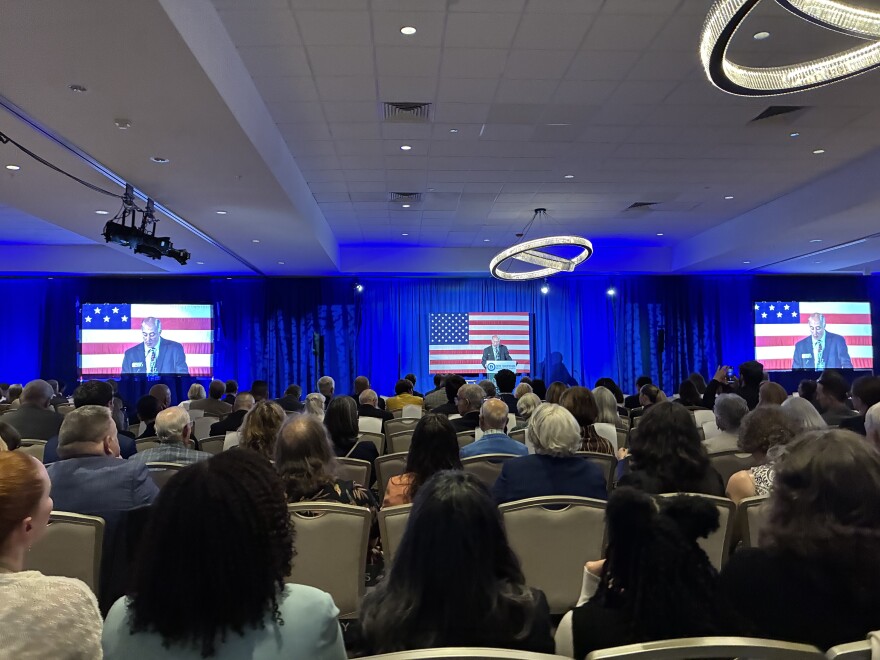 Donors settle in to listen to speeches from party leaders at New Hampshire Democrats' McIntyre-Shaheen Dinner, April 25, 2026.