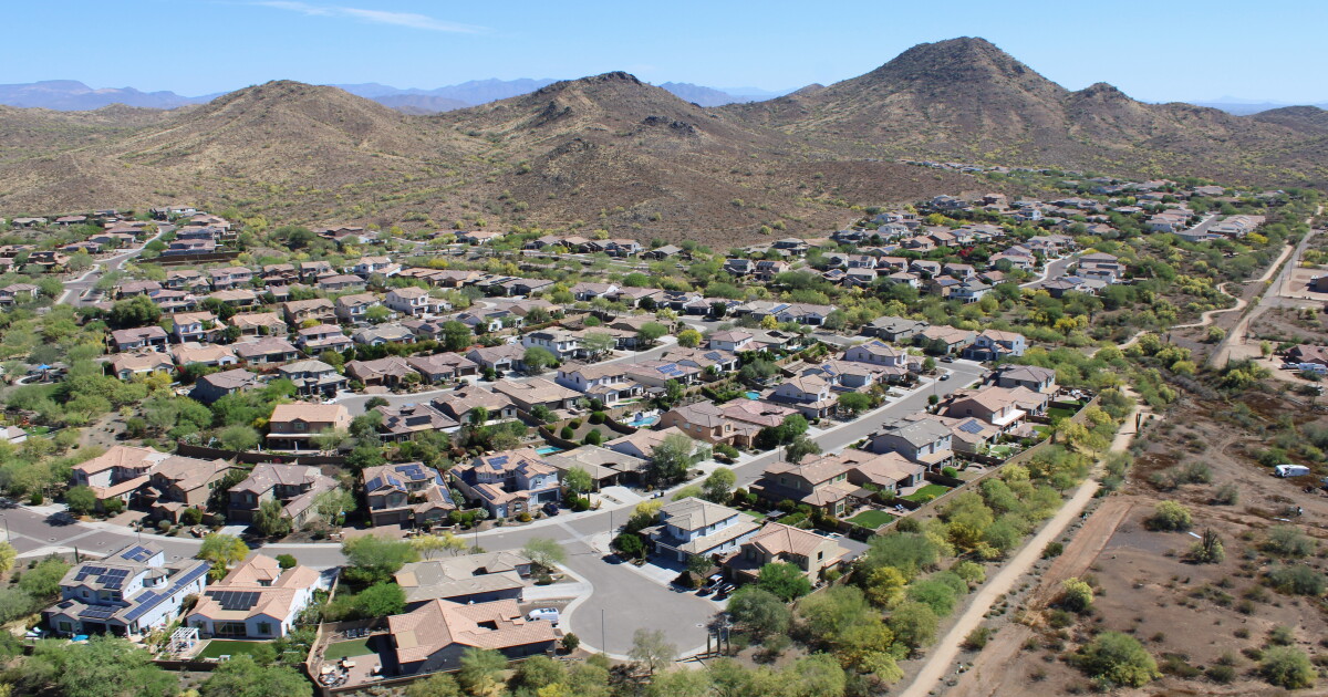 Arizona's water shortages are big news, but realtors say headlines aren't hurting business
