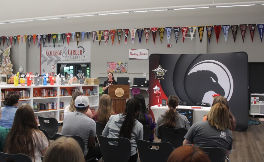 Nixa teacher Stephanie Pycior talks to the crowd gathered for a teacher signing event on May 6, 2026.