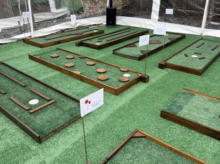 The interior green at ParTee Putts KC
