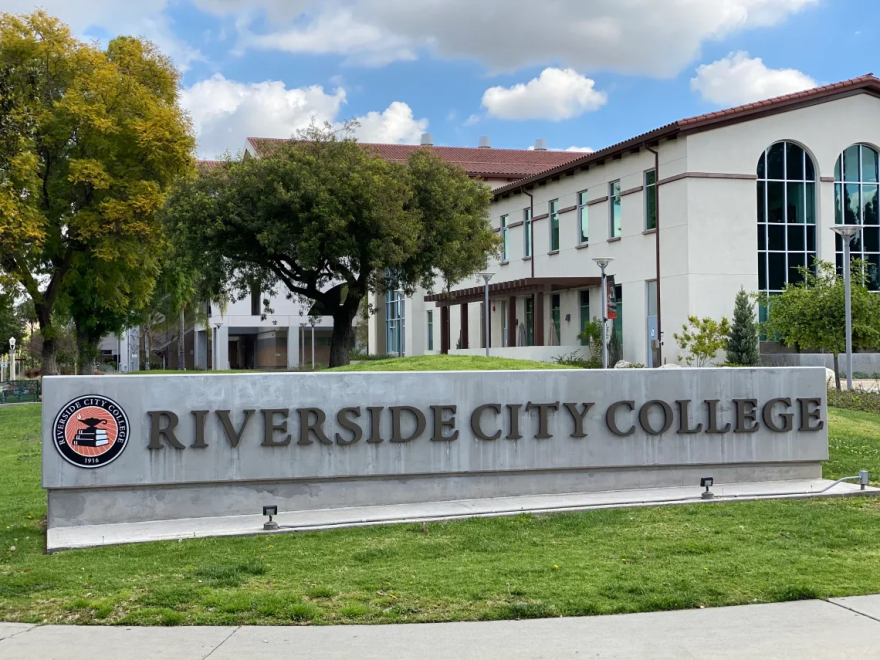 Photo outside of Riverside City College.