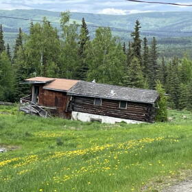 A sunken house in Fairbanks, Alaska. (Barbara Moran/WBUR)