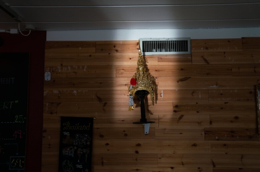 Thai decorations on the restaurant walls