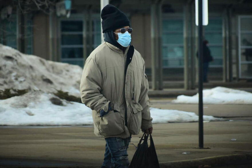 Indiana has administered 992,727 initial vaccine doses, with 565,722 Hoosiers fully vaccinated.