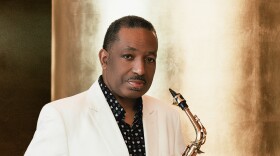 Tovel Lo at Bandshell