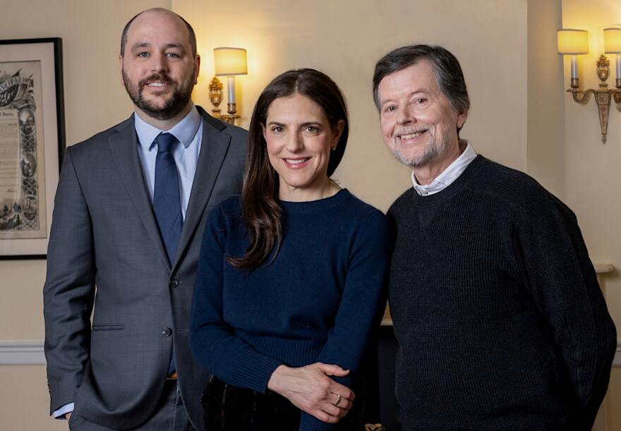 Photo of the 3 producers of THE AMERICAN REVOLUTION. From left to right: David Schmidt, Sarah Botstein, and Ken Burns.