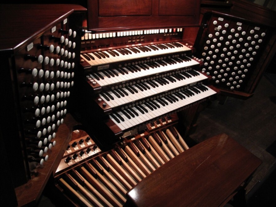 Aeolian-Skinner pipe organ at St. John the Divine in NYC