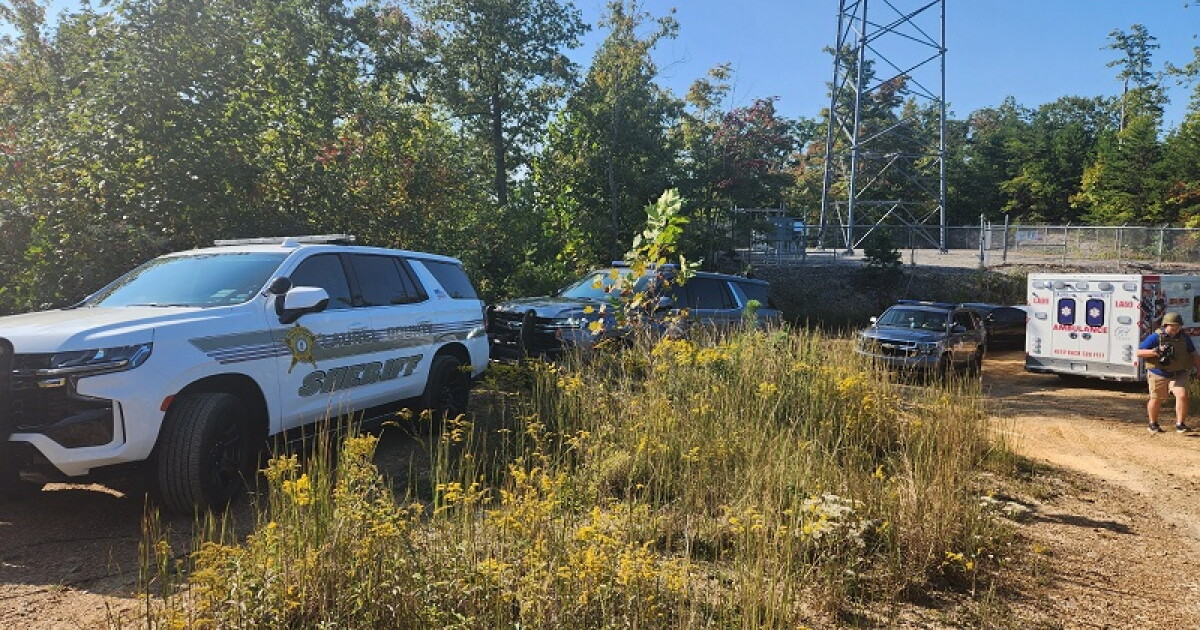 Laurel County Schools to reopen as manhunt for I-75 shooter continues ...