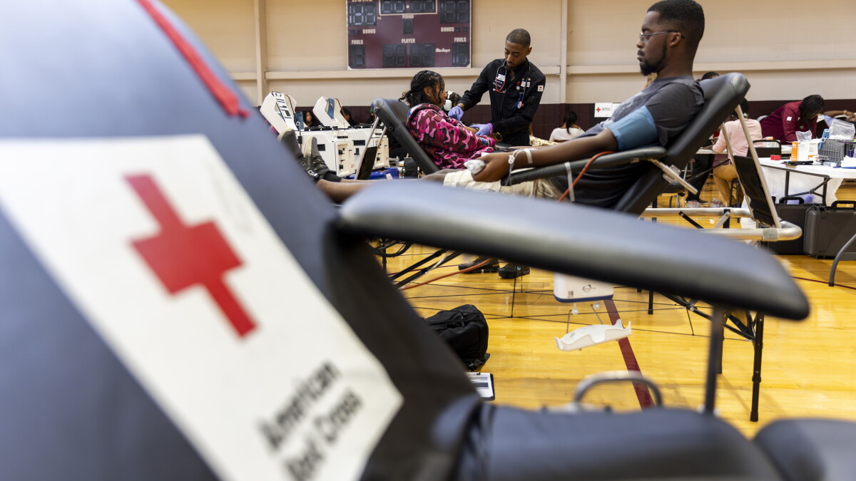 Sharing where blood donations go encourages repeat donors, according to Penn State researcher - Vimarsana News