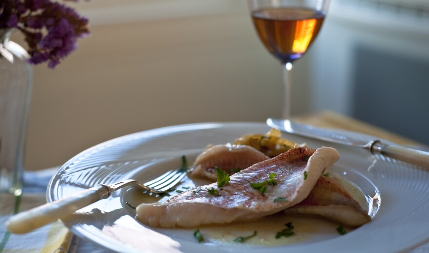 East India-Style Fish and a glass of Beautiful-Flavored Punch.