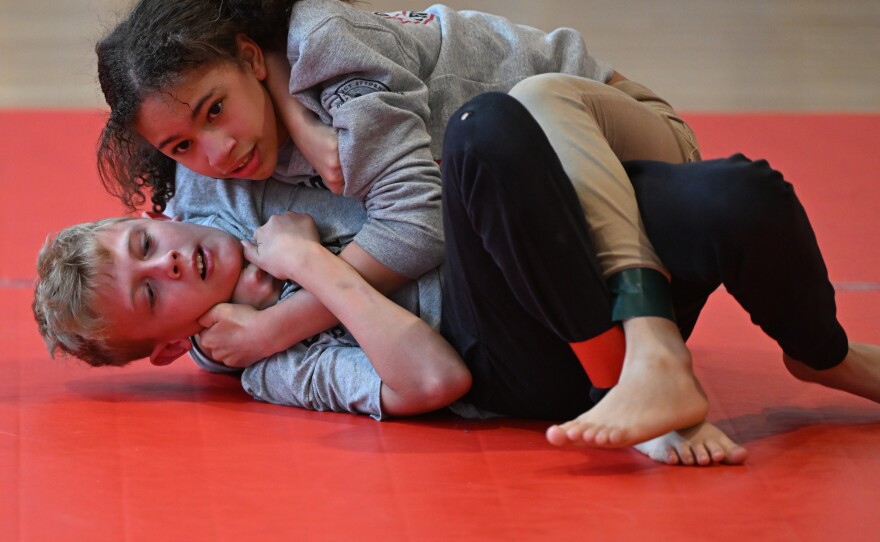 Keily Griffin competes against Mason Sawkulich at West Intermediate.