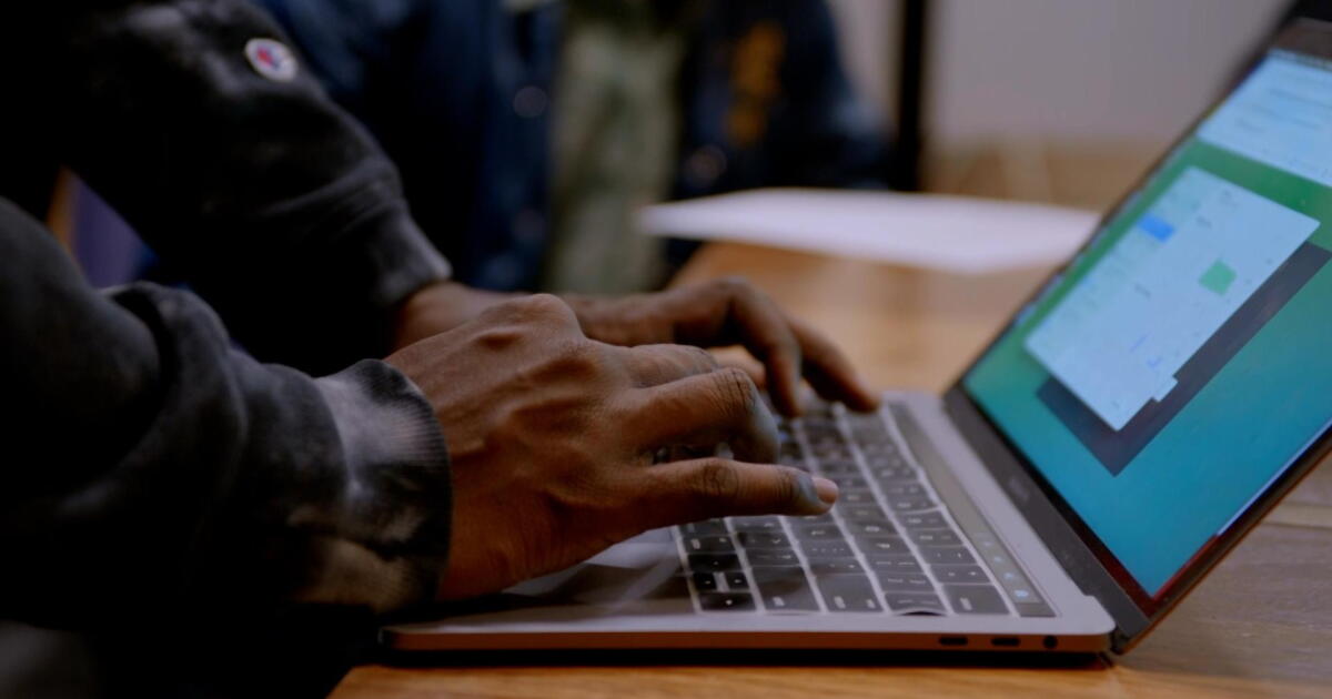 Privzte Using Computer How to make your data more private online | New England Public Media