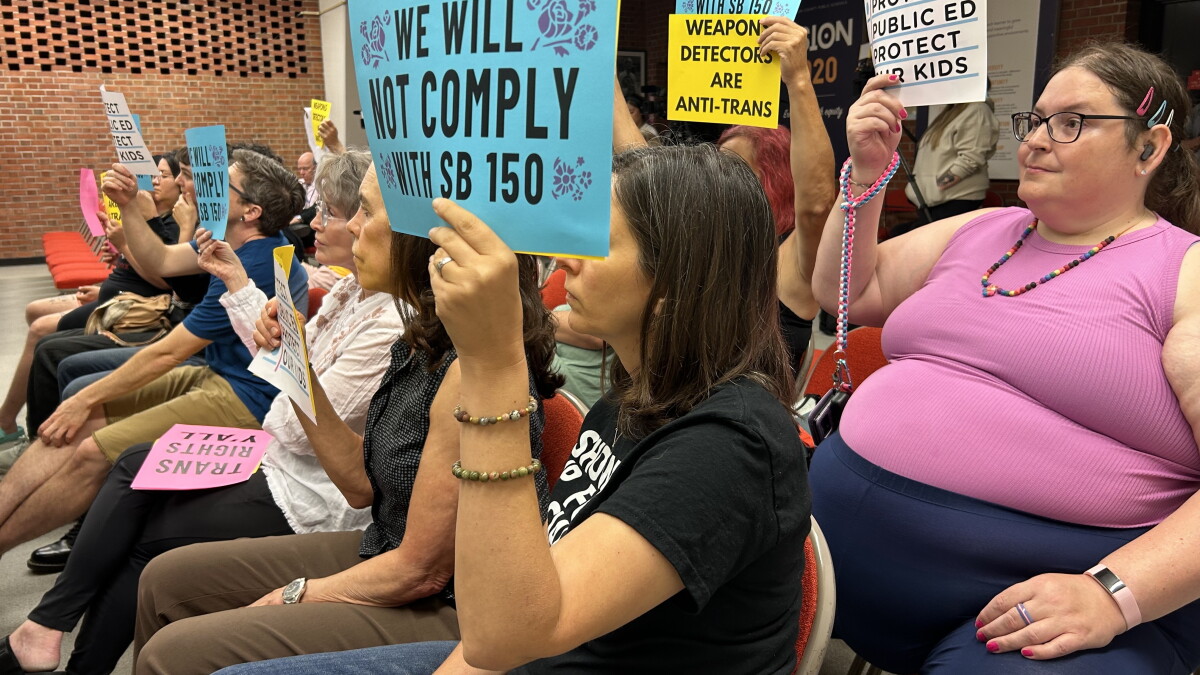 Jefferson County Board of Education bends to anti-LGBTQ+ law - Vimarsana News