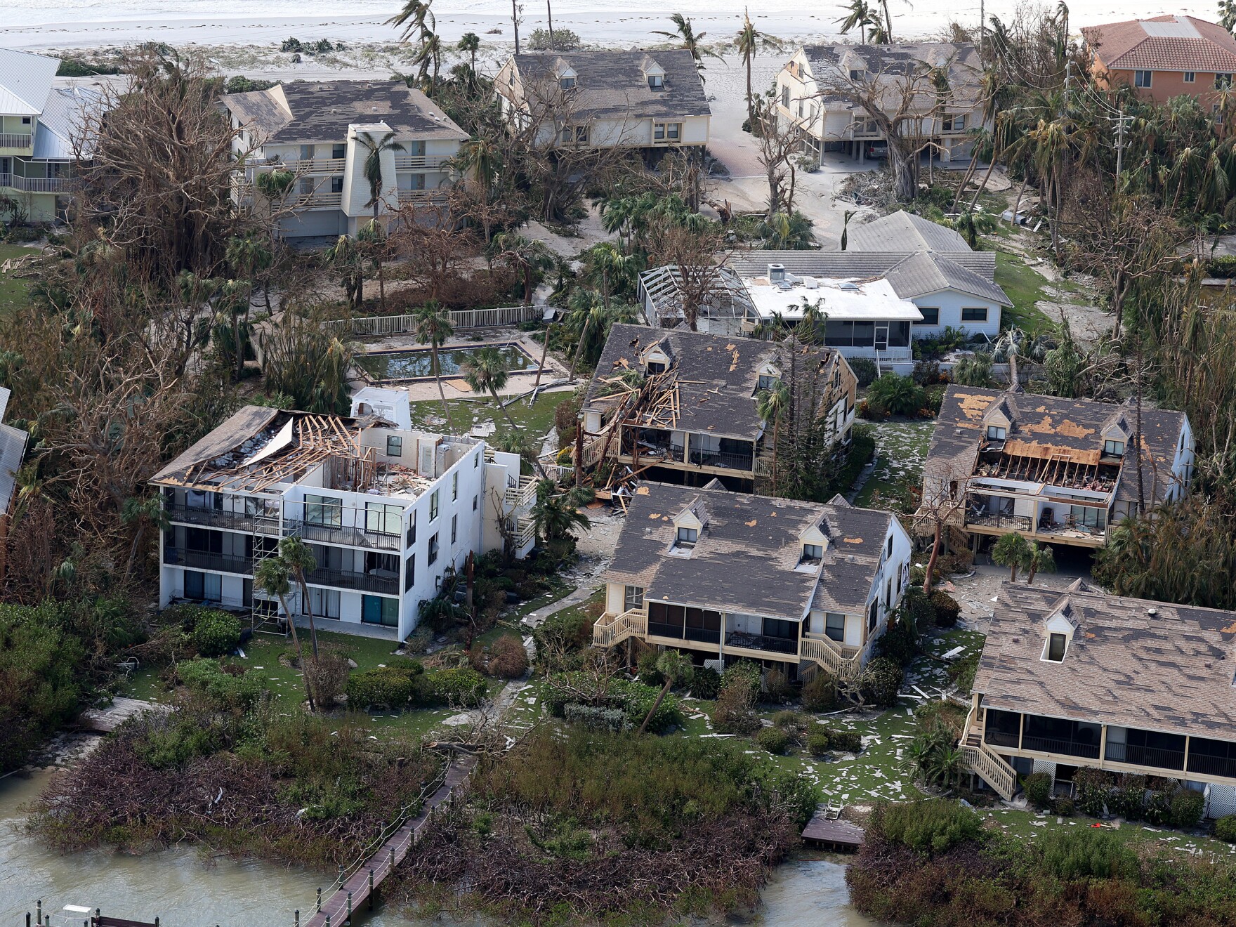 Damage from Hurricane Ian cuts Sanibel Island off from Florida's mainland
