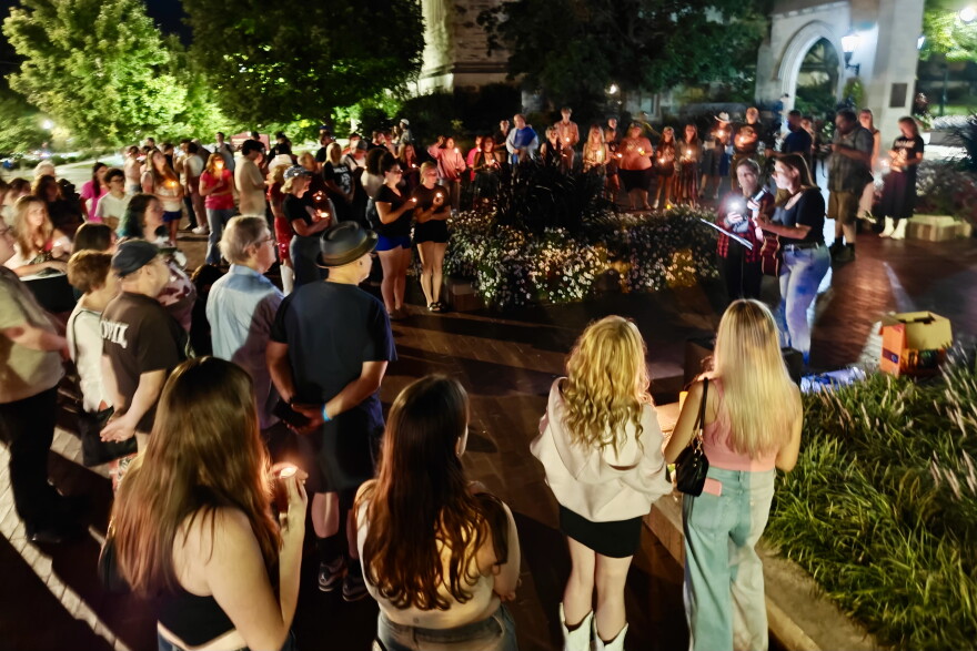 Fans of Dolly Parton held a vigil Saturday to mourn the star's death.