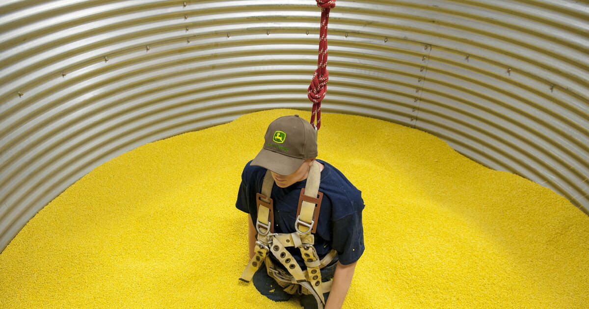 Illinois company makes grain bin rescue equipment | WCBU Peoria