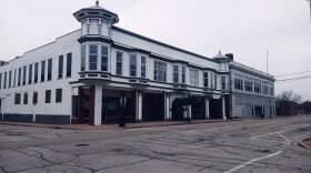 The Tazewell County Board has plan to demolish the Arcade and Tobin buildings on Capitol St. in downtown Pekin to make way for a new annex to the Justice Center. County board members say the annex is badly needed to relieve space constraints and security concerns at the current 117-year-old courthouse.