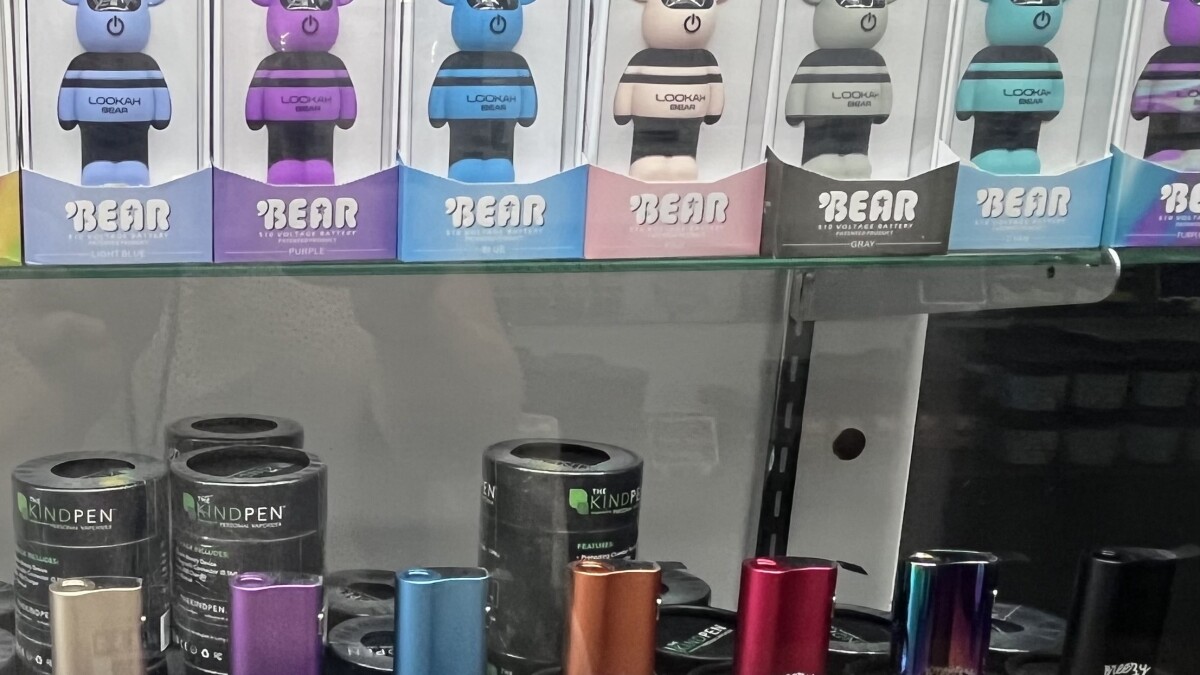 San Antonio, Judson ISD forced to alter vaping discipline policy to comply  with new state law | TPR
