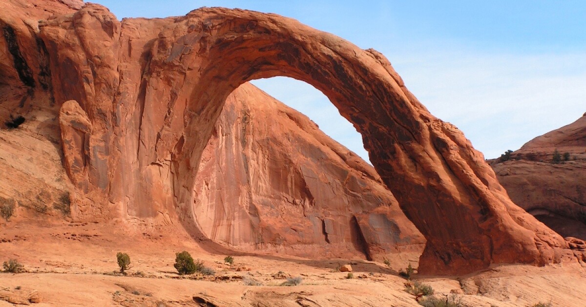 PM News Brief: Pandemic Food Assistance, East Myton Fire & Crowd Control At Arches - KUER 90.1