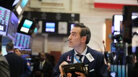 Traders work on the floor of the New York stock Exchange (NYSE) on July 26, 2017 in New York City. The Dow Jones industrial average rose over 90 points as Boeing and other companies posted strong earnings and the Federal Reserve has decided to leave rates unchanged.  (Spencer Platt/Getty Images)