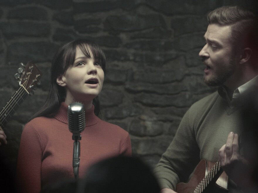A man prone to questionable choices, Llewyn spends time with Jim's girlfriend, Jean (Carey Mulligan) — who winds up pregnant.