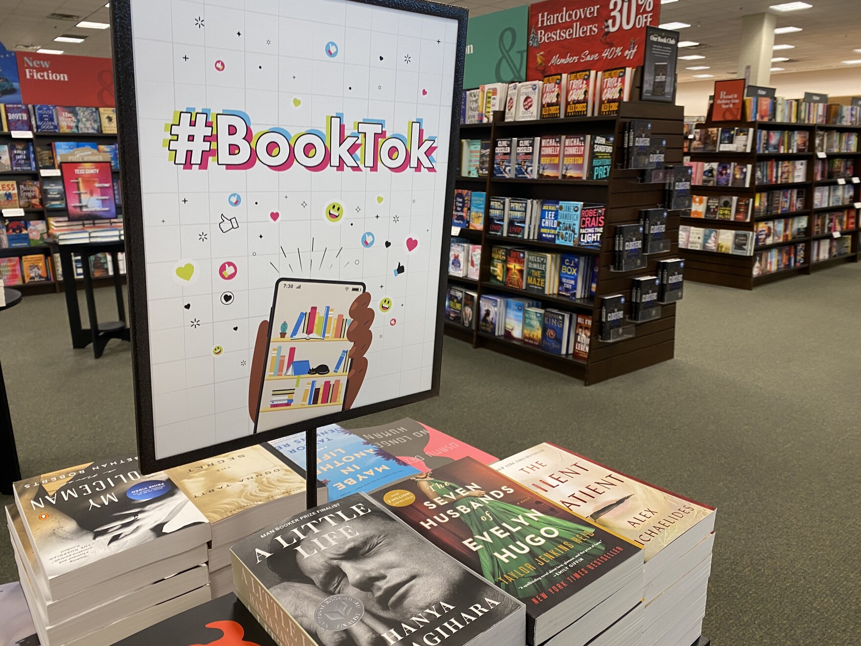 Reading is all the rage on BookTok — and Kansas bookstores are taking