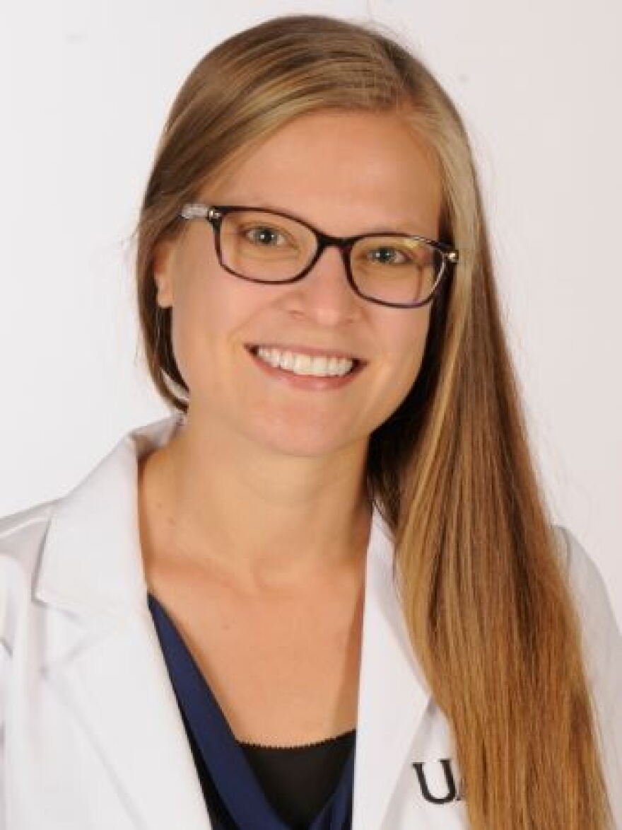 Dr. Erin Mannen